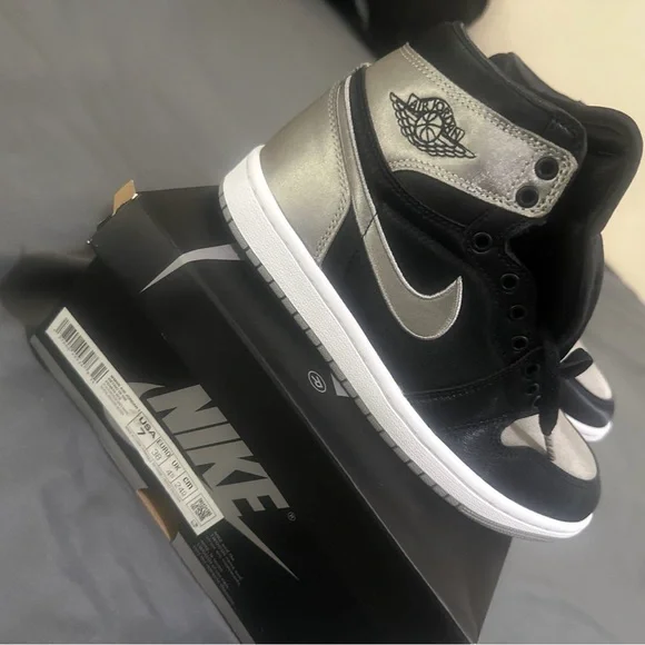 Jordan 1 OG Satin Shadow Nike Black and grey High-Top Sneaker. OG BOX. 5.5M / 7W Sneakers